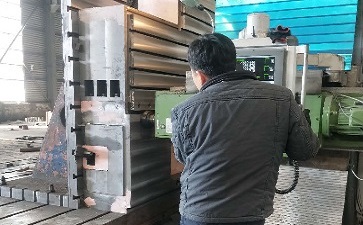 机床工作面加工